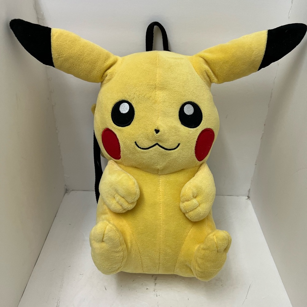 Pokémon: Pikachu 12 inch Plush Backpack